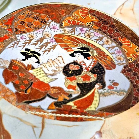 Vintage Japanese Satsuma Style Geisha Hand Paint Porcelain Plate - Picture 4 of 6